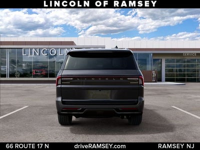 2027 Lincoln Navigator Reserve