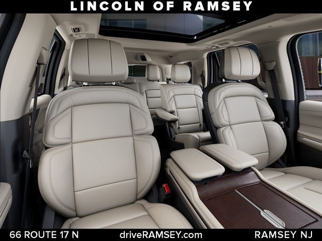 2027 Lincoln Navigator Reserve