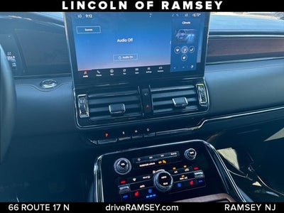 2024 Lincoln Navigator Black Label