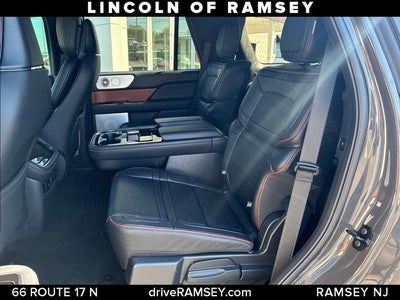 2024 Lincoln Navigator Black Label