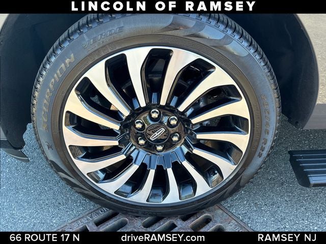 2024 Lincoln Navigator Black Label
