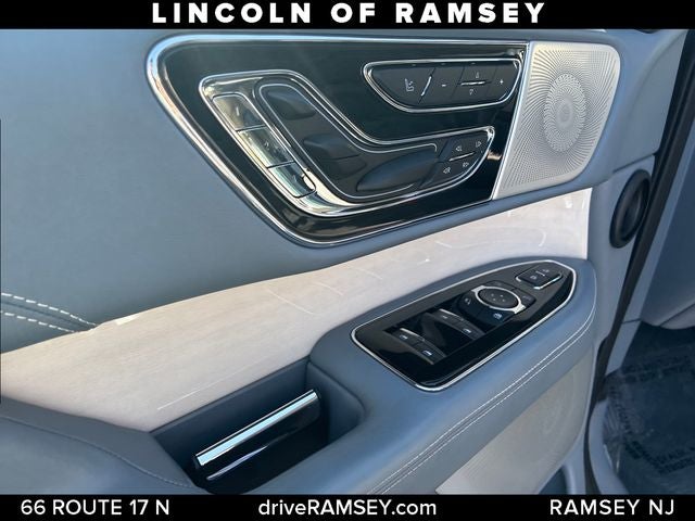 2020 Lincoln Navigator Black Label