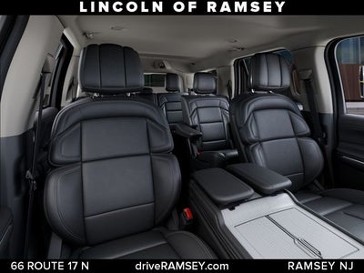 2027 Lincoln Navigator Premiere