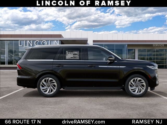 2027 Lincoln Navigator Premiere