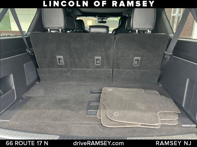 2022 Lincoln Navigator L Reserve