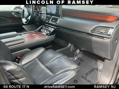 2022 Lincoln Navigator L Reserve