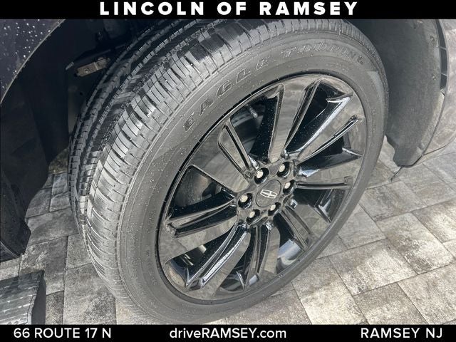 2022 Lincoln Navigator L Reserve