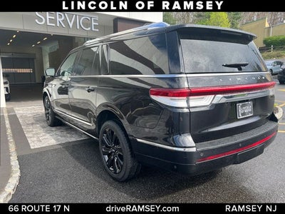 2022 Lincoln Navigator L Reserve