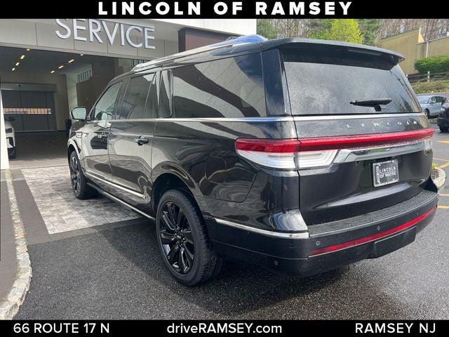 2022 Lincoln Navigator L Reserve