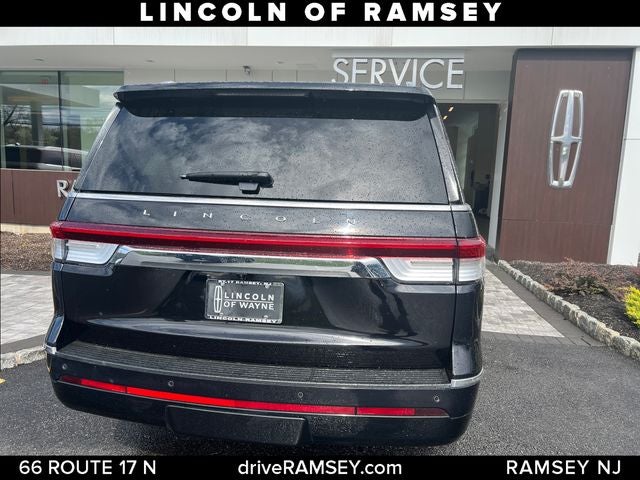2022 Lincoln Navigator L Reserve