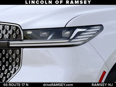 2027 Lincoln Navigator Premiere L