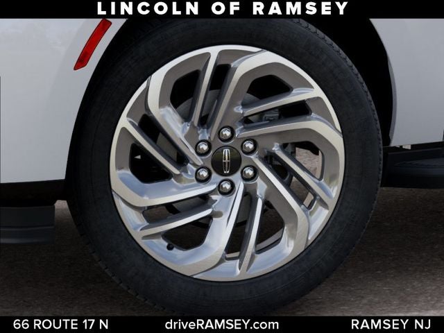 2027 Lincoln Navigator Premiere L