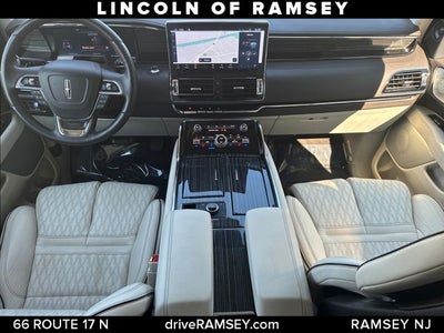 2022 Lincoln Navigator L Black Label