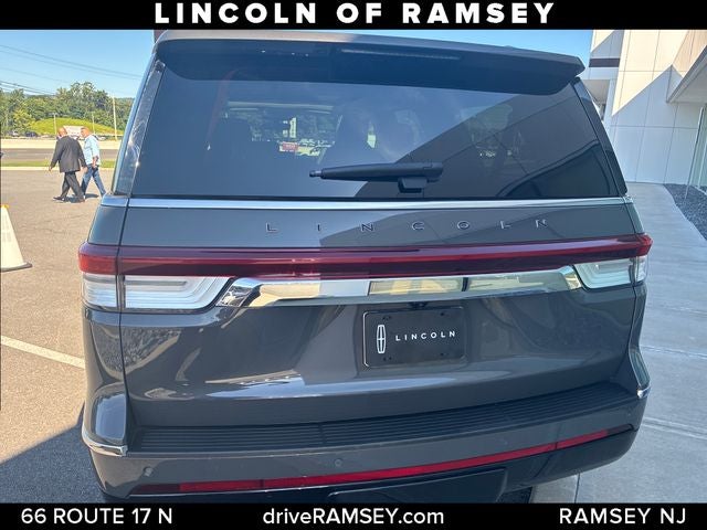 2022 Lincoln Navigator L Black Label
