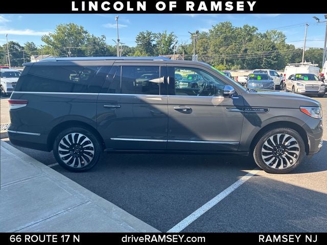 2022 Lincoln Navigator L Black Label