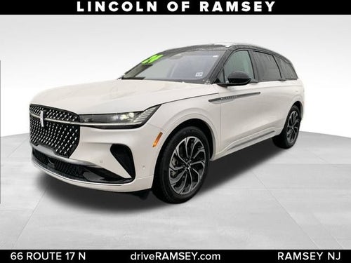 2024 Lincoln Nautilus Reserve