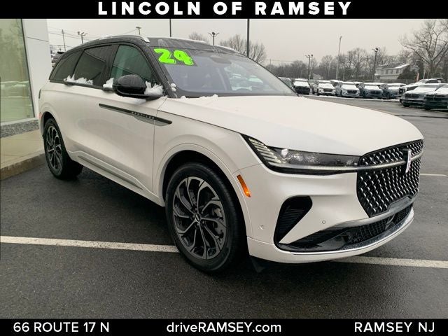 2024 Lincoln Nautilus Reserve