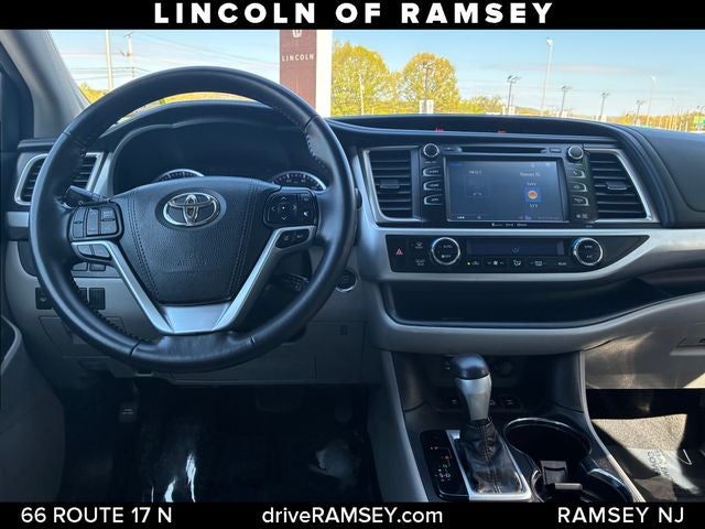 2017 Toyota Highlander XLE