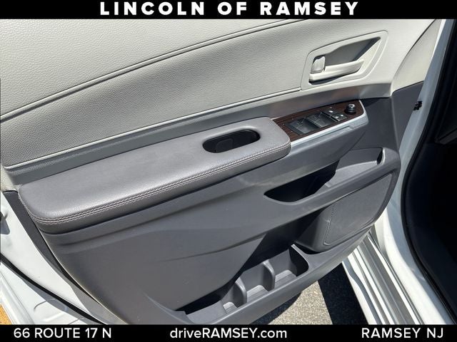 2023 Toyota Sienna LE 8 Passenger