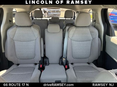 2023 Toyota Sienna LE 8 Passenger