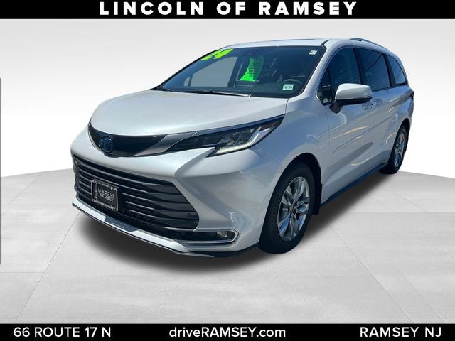 2024 Toyota Sienna Limited 7 Passenger