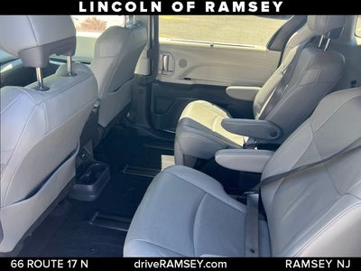 2024 Toyota Sienna Limited 7 Passenger