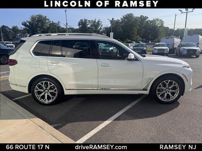 2024 BMW X7 xDrive40i