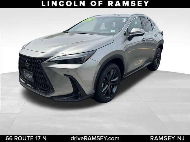 2023 Lexus NX 450h+ Luxury