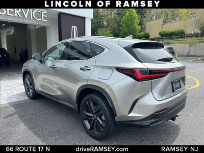 2023 Lexus NX 450h+ Luxury
