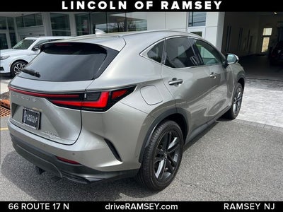 2023 Lexus NX 450h+ Luxury