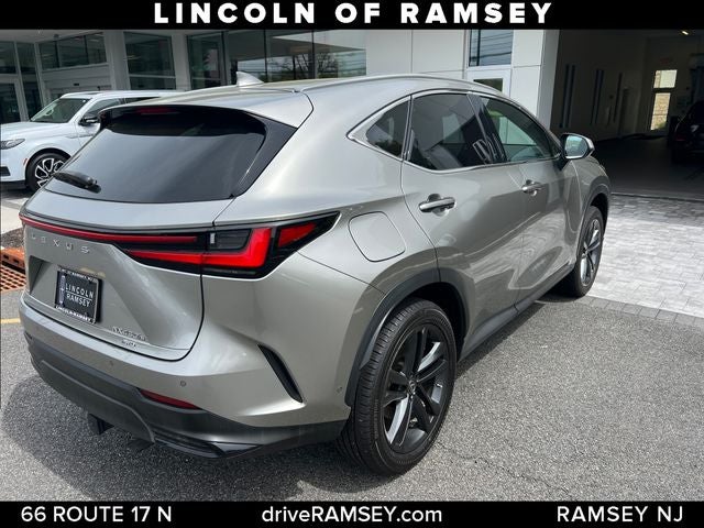 2023 Lexus NX 450h+ Luxury
