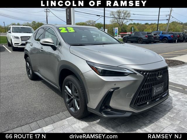 2023 Lexus NX 450h+ Luxury