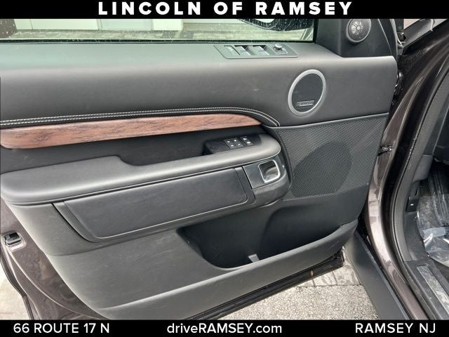 2022 Land Rover Discovery HSE R-Dynamic