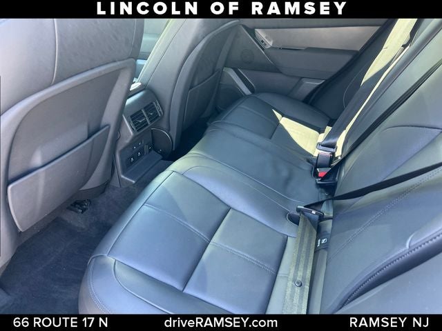 2024 Land Rover Range Rover Velar Dynamic SE