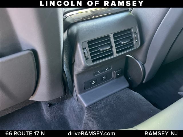 2024 Land Rover Range Rover Velar Dynamic SE