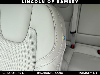 2024 Volvo XC60 Recharge Plug-In Hybrid Ultimate