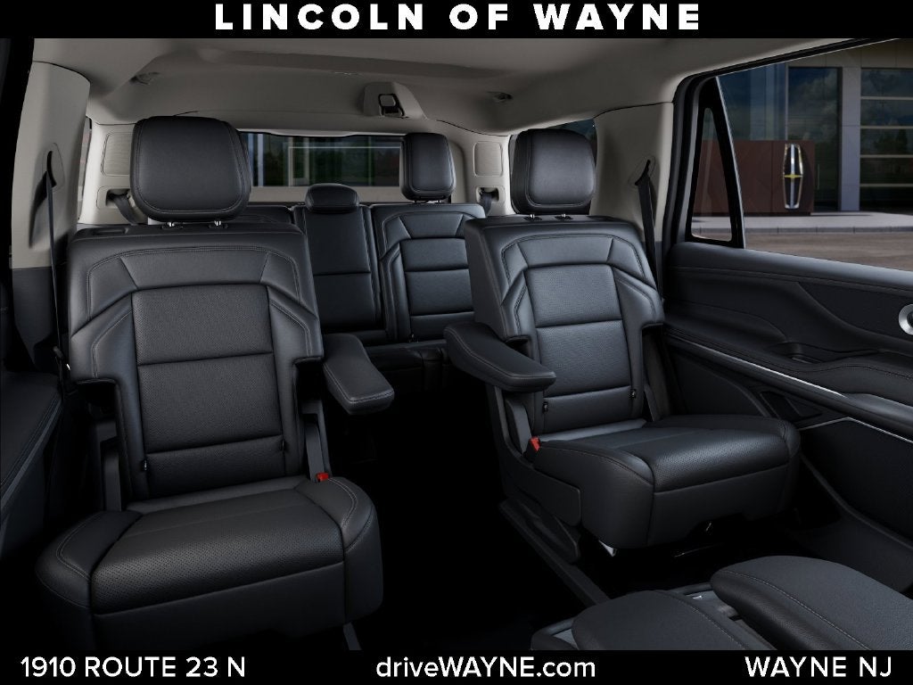2027 Lincoln Navigator Premiere