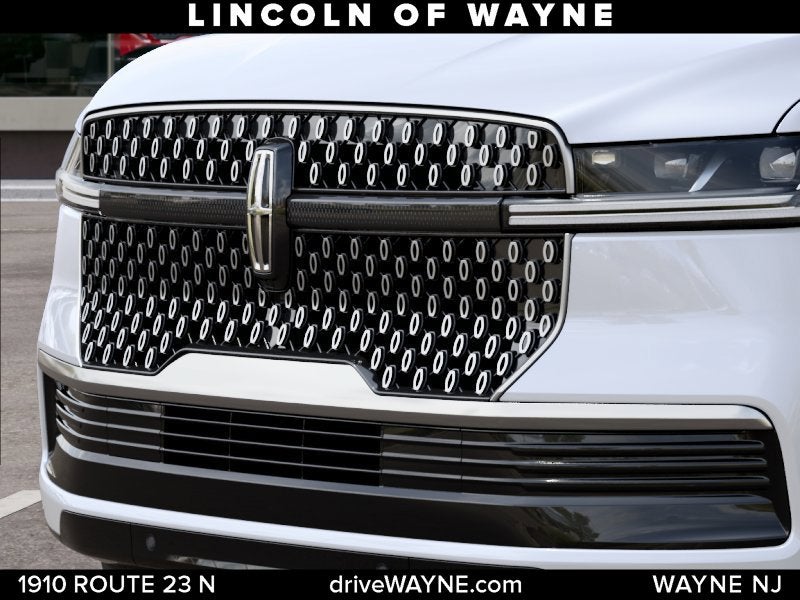 2027 Lincoln Navigator Premiere