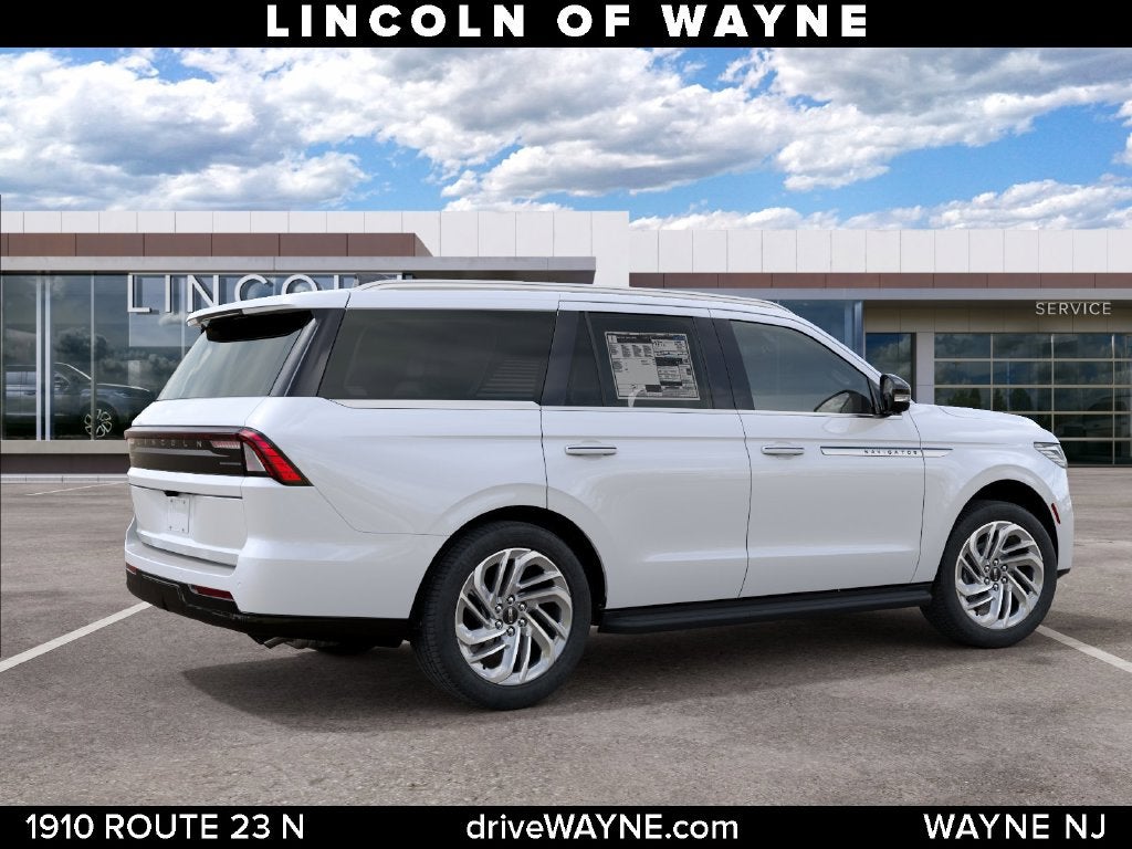 2027 Lincoln Navigator Premiere