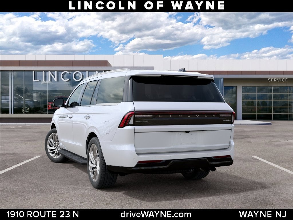 2027 Lincoln Navigator Premiere