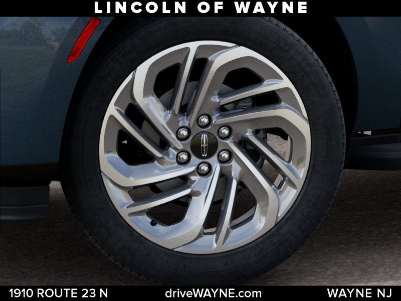 2027 Lincoln Navigator Premiere