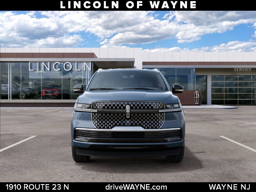 2027 Lincoln Navigator Premiere