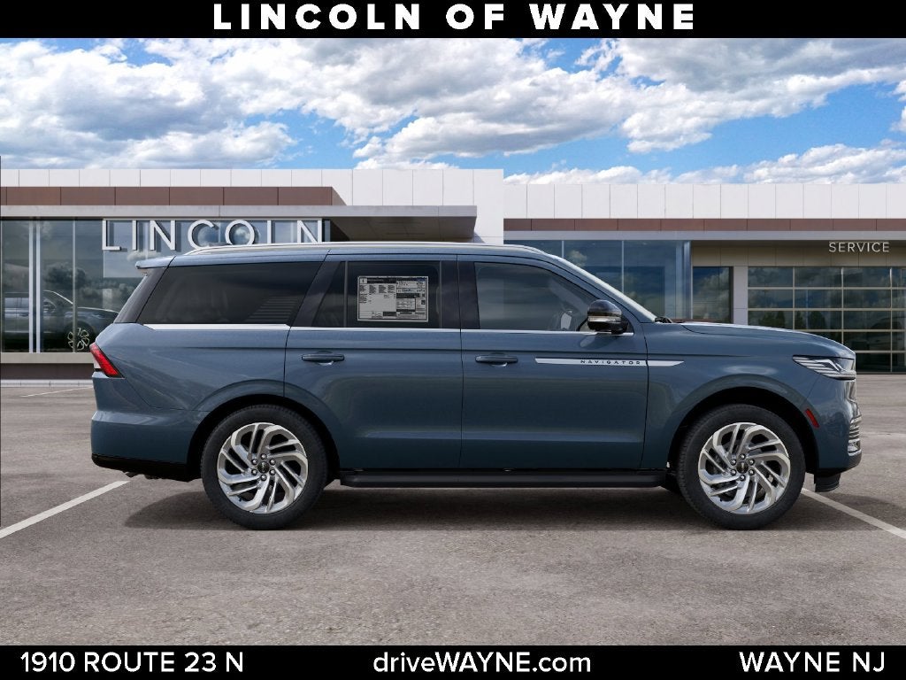 2027 Lincoln Navigator Premiere