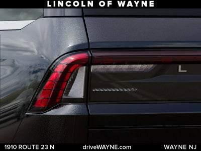 2027 Lincoln Navigator Premiere L