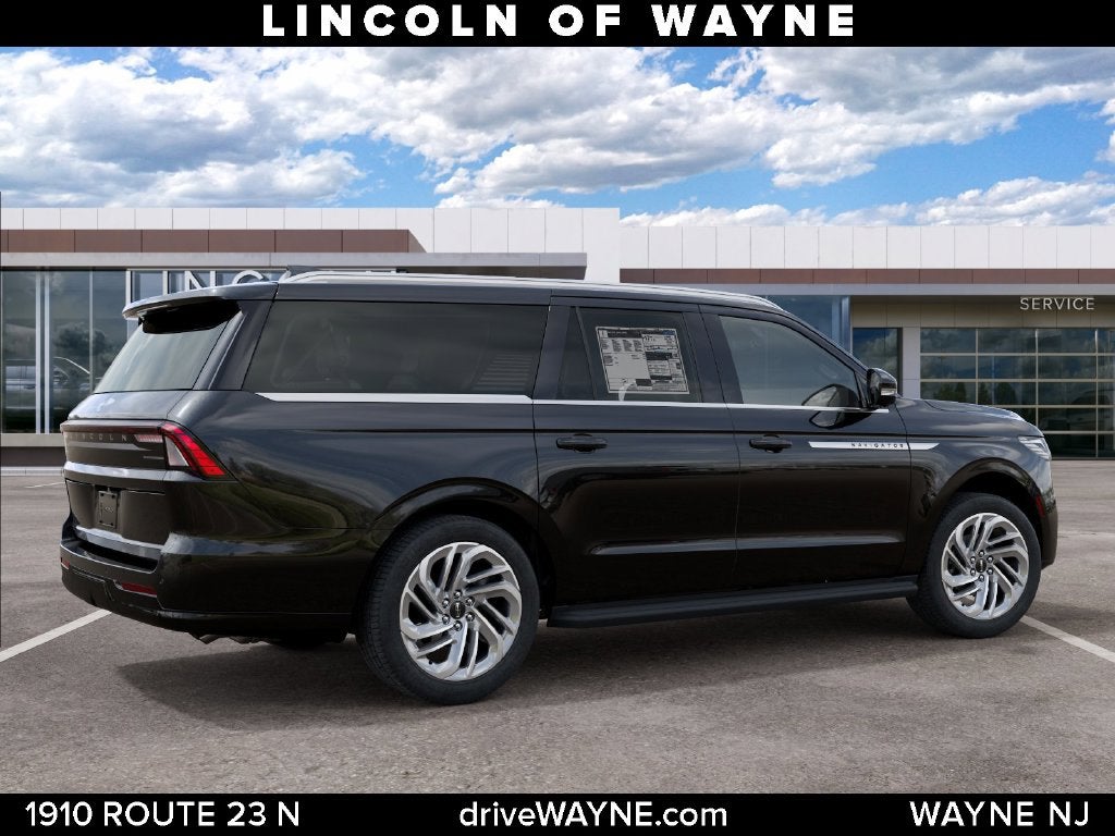 2027 Lincoln Navigator Premiere L