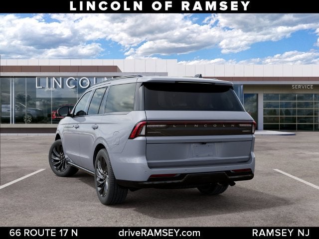 2027 Lincoln Navigator Reserve