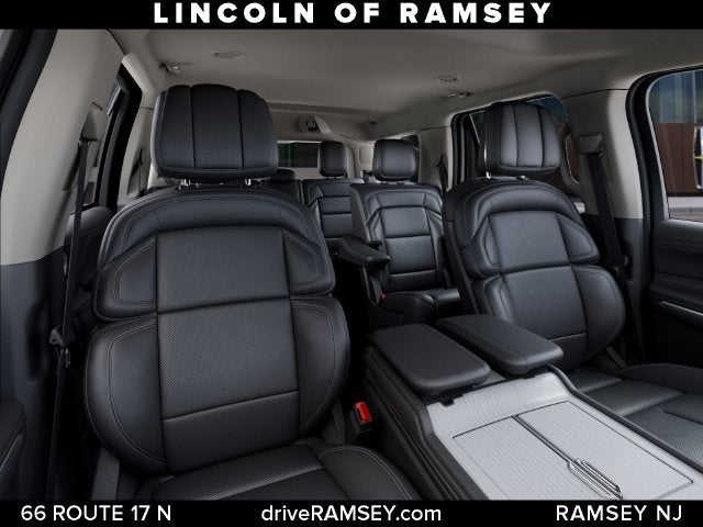 2027 Lincoln Navigator Premiere