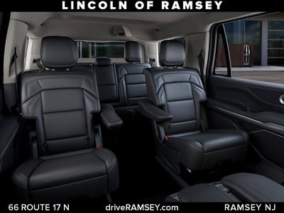 2027 Lincoln Navigator Premiere