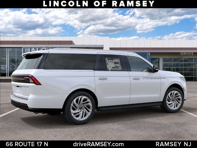 2027 Lincoln Navigator Premiere L