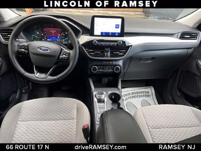 2022 Ford Escape Hybrid SE